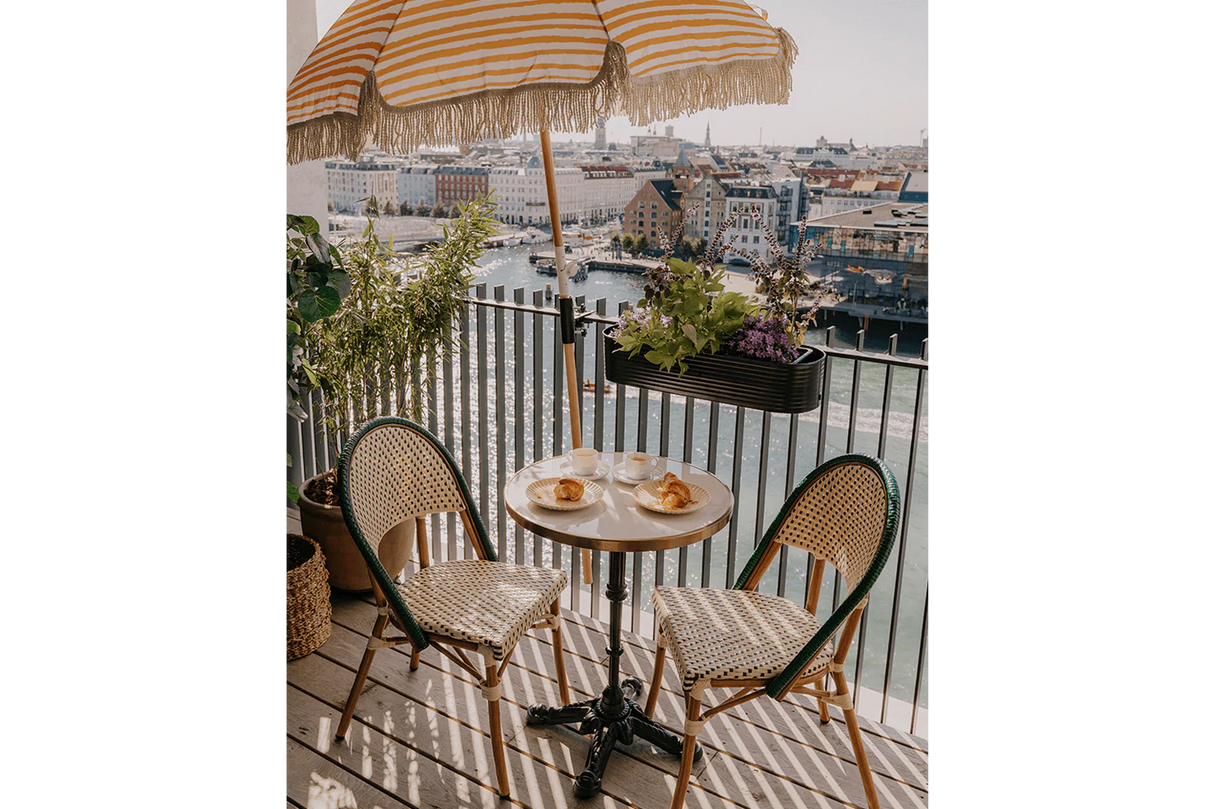 Estelle Caféstuhl aus französischem Geflecht