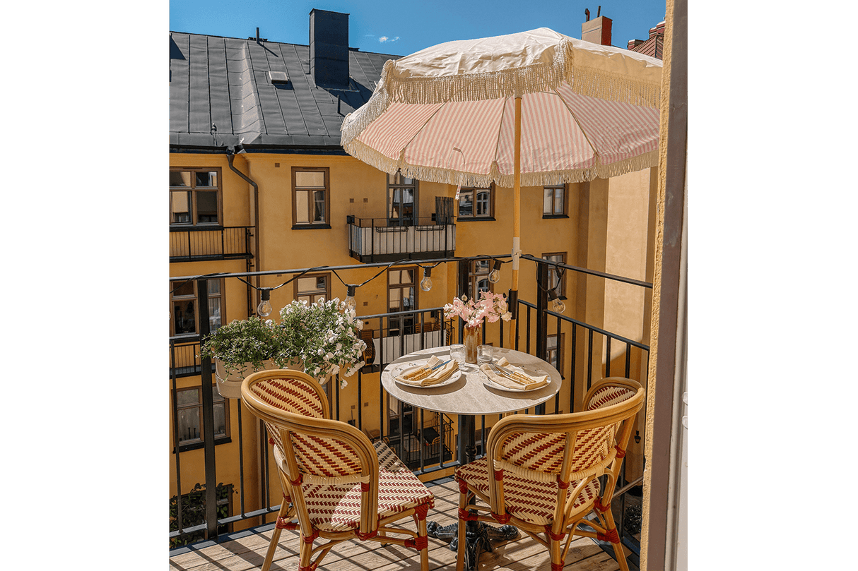 Delphine Caféstuhl mit französischem Flechtmuster