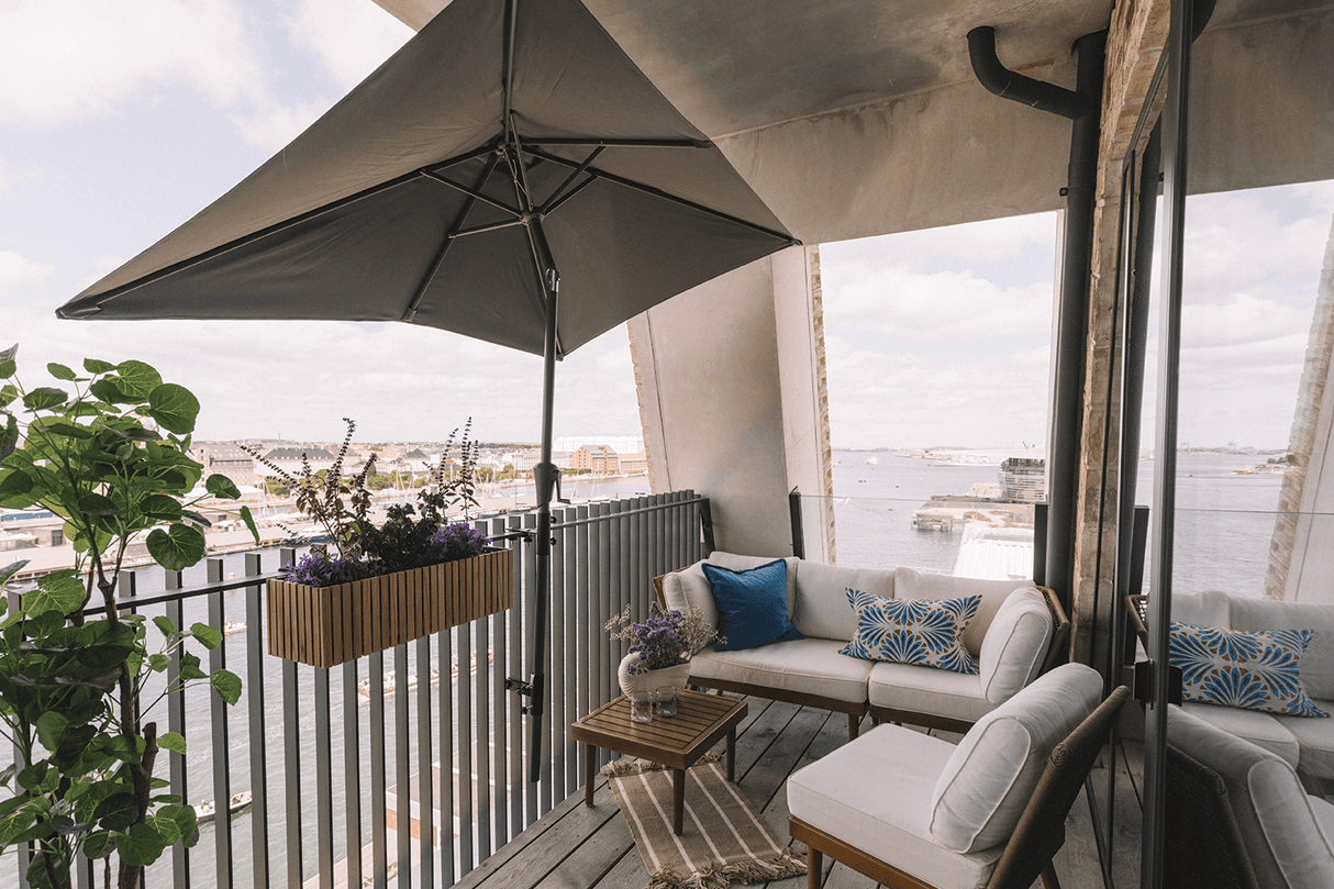 Frida rechteckiger Sonnenschirm mit Hebe und Kippfunktion 140 x 220 cm