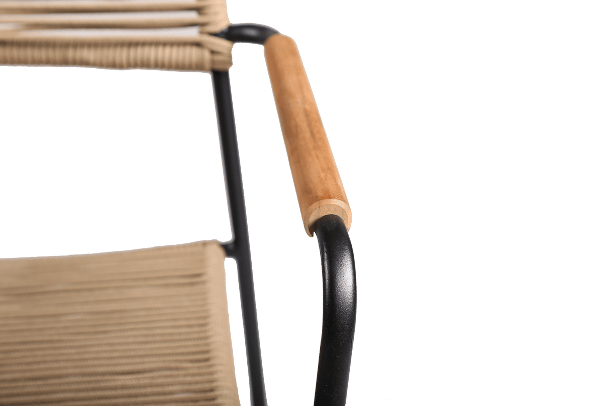 Freja Flechtstuhl mit Armlehne