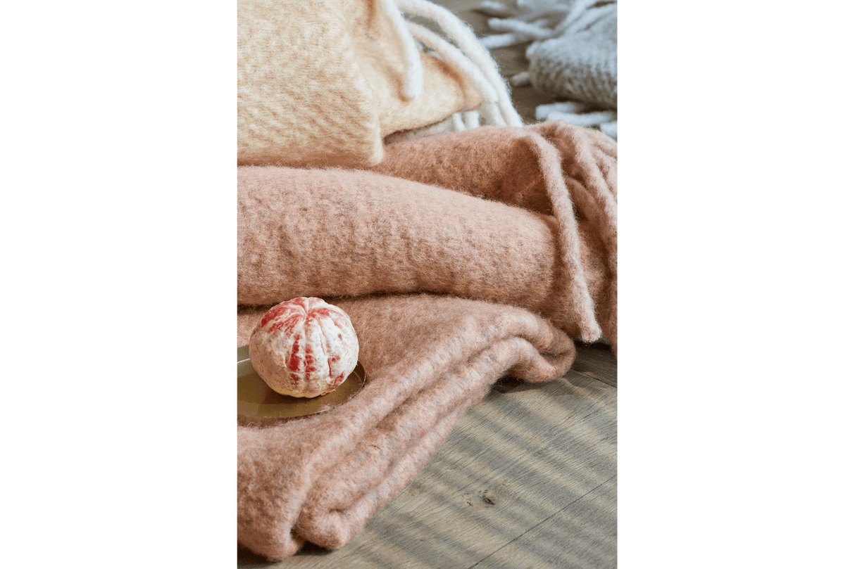 Mathea Wolldecke mit Fischgratmuster