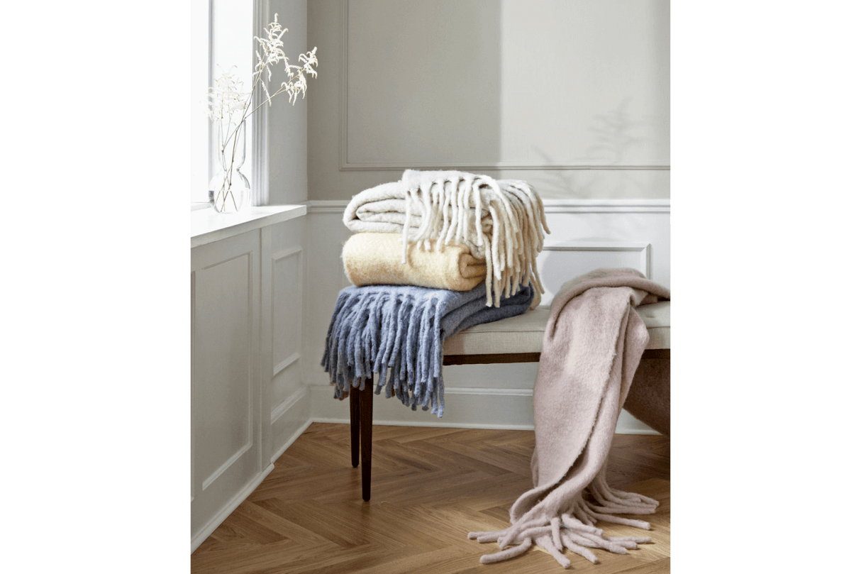 Mathea Wolldecke mit Fischgratmuster