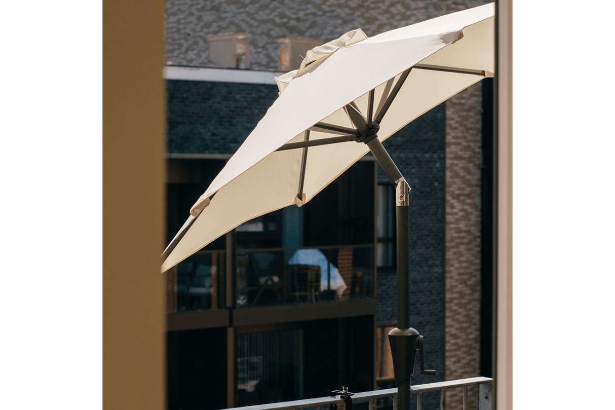 Frida Balkonsonnenschirm mit Hebe und Kippfunktion Ø160 / Ø200 cm