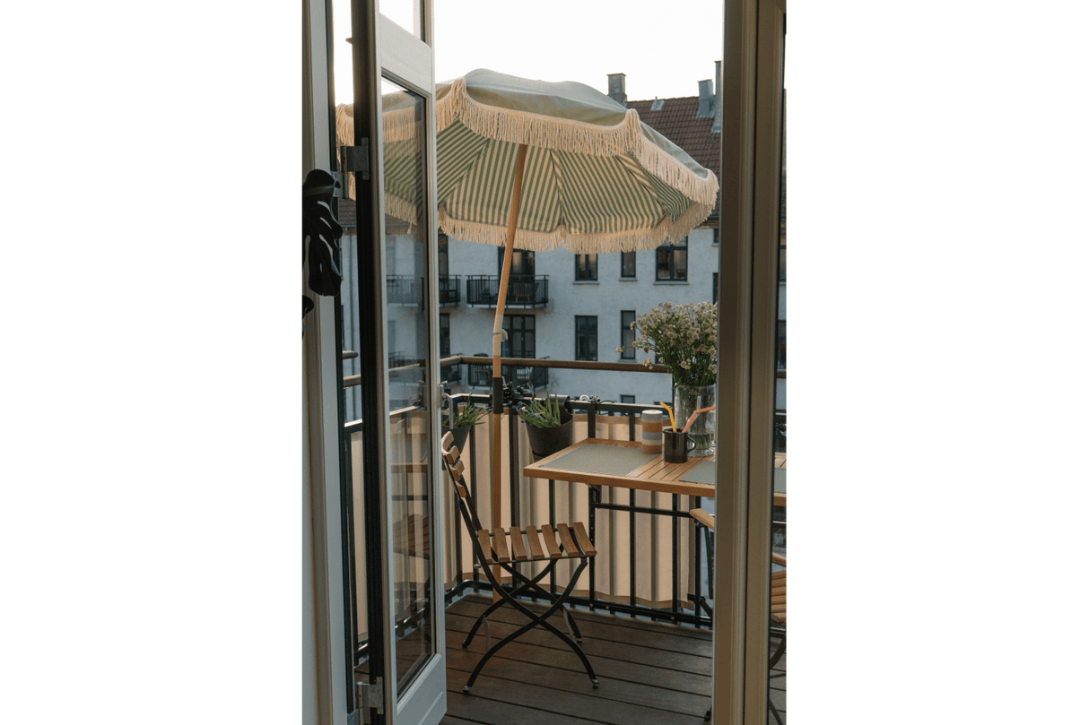 Sally doppelseitiger Sonnenschirm mit Kippfunktion Ø155 / Ø180 cm