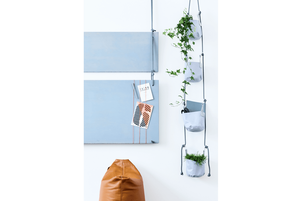 Vertikal hängende Blumentopfe für Wand und Decke