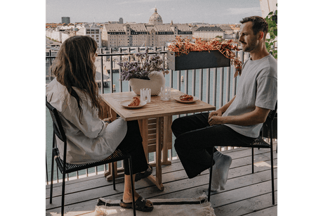 Liva schwarz Balkonblumenkasten mit Bewässerungssystem 60 / 80 / 100 cm