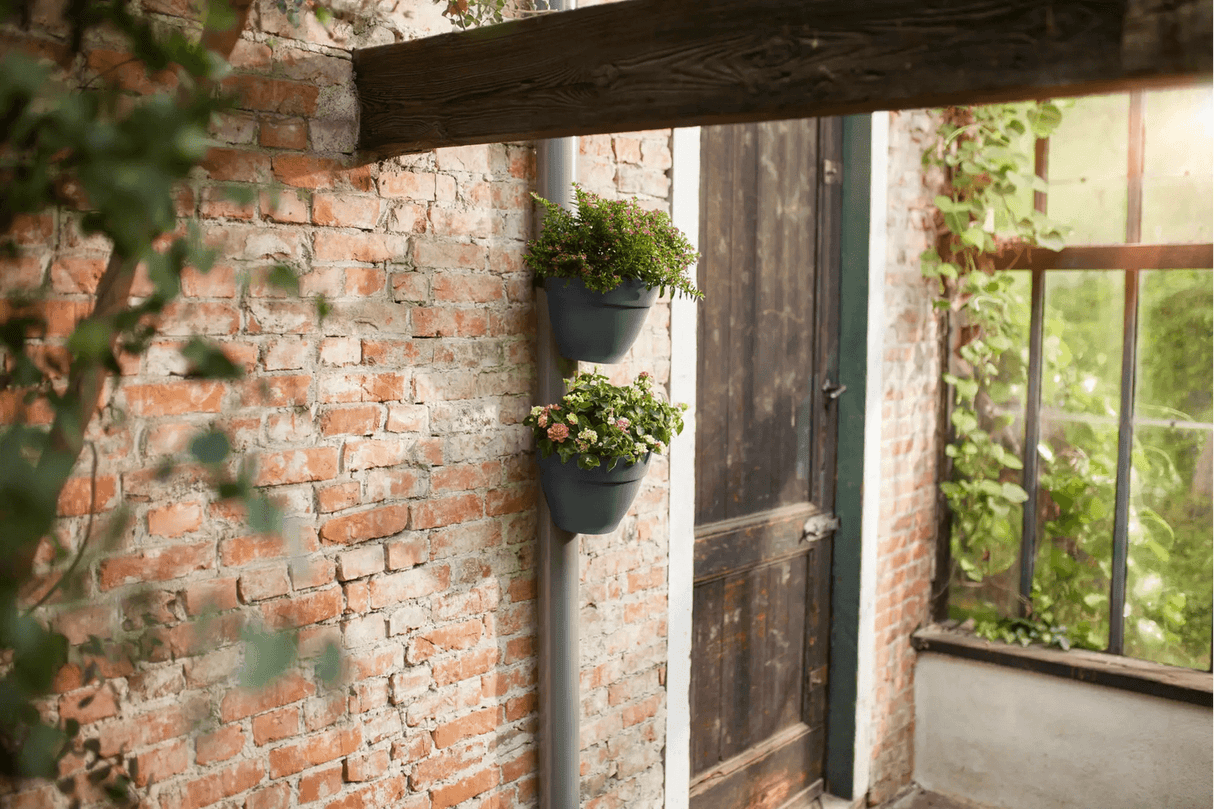 Vibia Campana Blumentopf für Fallrohre