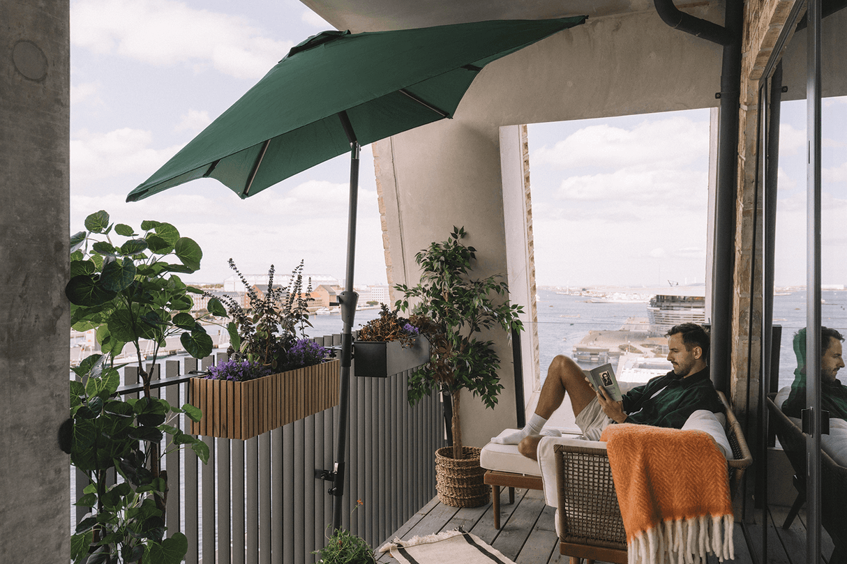 Frida rechteckiger Sonnenschirm mit Hebe und Kippfunktion 140 x 220 cm