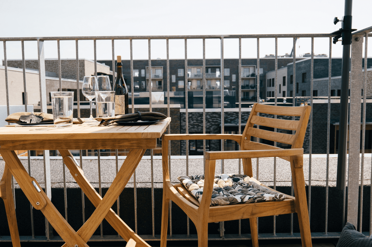 Anna teak Tisch 60 x 60 cm