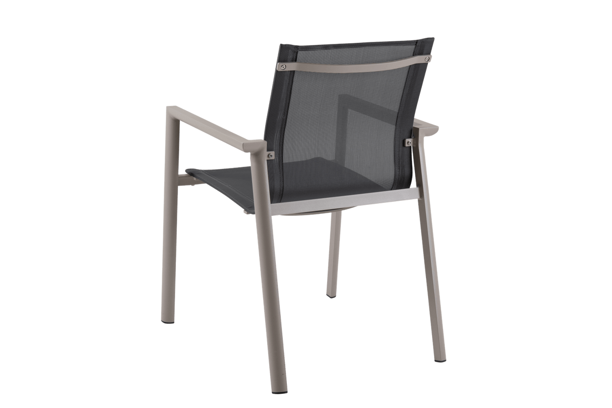 Delia Stapelstuhl mit Armlehne