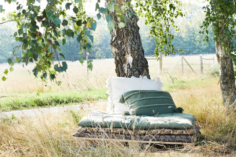 Kissenbezug mit 3 farbigen Streifen und Quasten 40 x 60 cm