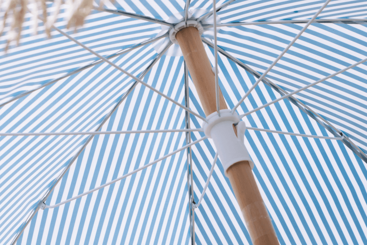 Stine Sonneschirm mit Streifen und Kippfunktion Ø155 / Ø160 cm